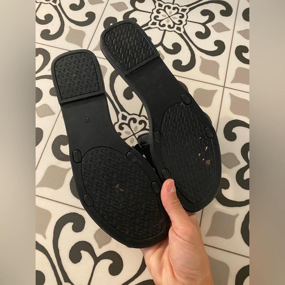 H SANDALS - Picture 2 of 2